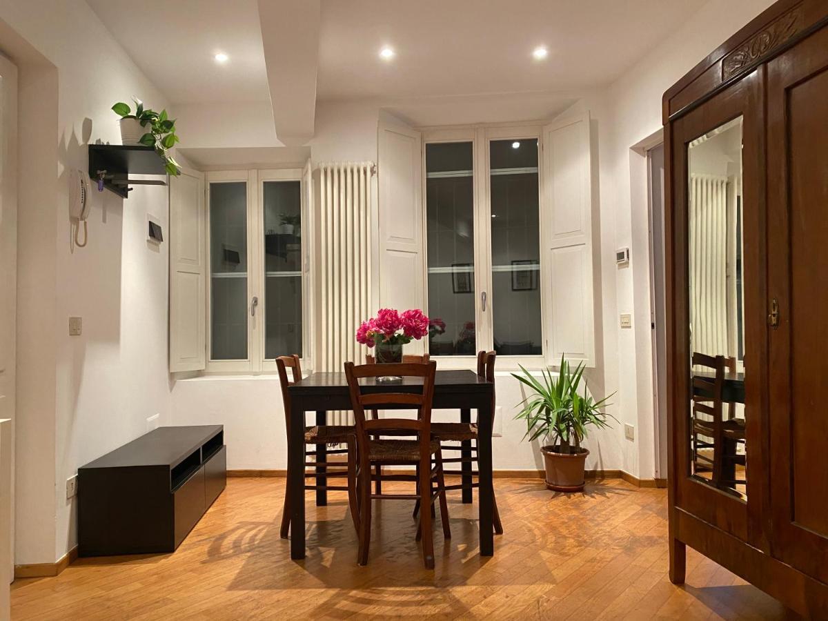 パルマCasa Al Duomoアパートメント エクステリア 写真